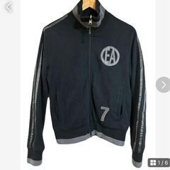 Emporio Armani EA7 リバーシブル　ストライプ