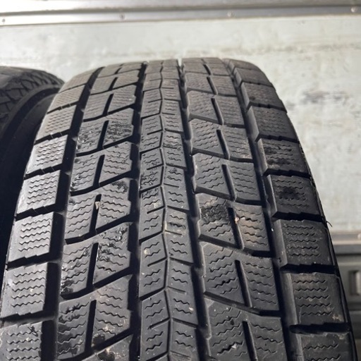 バリ山　DUNLOP ダンロップ　SJ8 235/60R18 スタッドレス　タイヤ　2022年製　18インチ
