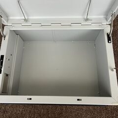 値下げ アイリスオーヤマ　手提げ金庫　≪A4サイズ≫　SBX-A4　グレーの画像
