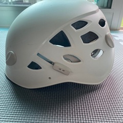 ペツル　PETZL ELIA レディース ヘルメットの画像