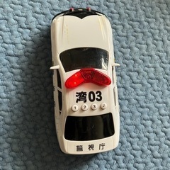 おもちゃパトカーの画像