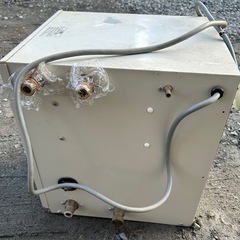 （再値下げ）INAX小型温水器の画像