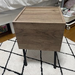 【取引決定】アイアンウッドサイドテーブル　お譲りします！の画像