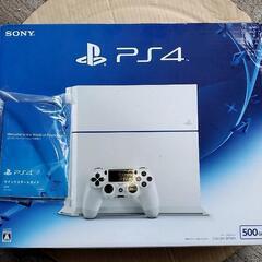 今夜で一旦締め切ります　PlayStation4　ホワイト箱つき