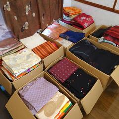 １点300円  着物・帯など