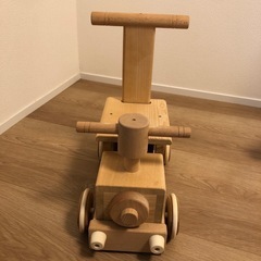 子供用の汽車ポッポのおもちゃの画像
