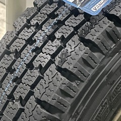 TOYO スタッドレス新品2024年製 145\80\r12 ホイール付き4本セット