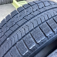 ブリヂストンVRX205/55R16スタッドレス4本の画像
