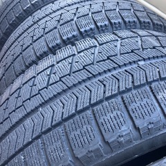 ブリヂストンVRX205/55R16スタッドレス4本の画像