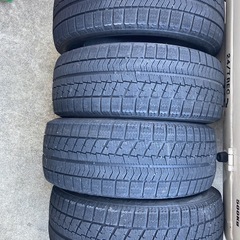 ブリヂストンVRX205/55R16スタッドレス4本の画像