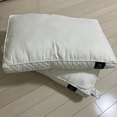 ニトリ　枕　二つセット