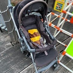ベビーカー差し上げます