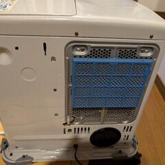 暖かいファンヒーターの画像