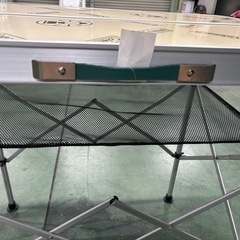 コンパクトキッチンテーブルの画像