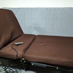 電動折りたたみベッド　茶　北津守