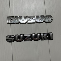 バイク　タンク用　SUZUKIエンブレムの画像