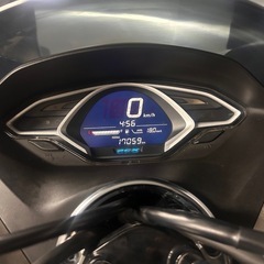 【厳選中古車•ローンOK】ホンダ PCX125 JF81 スマートキー【ご契約でヘルメットプレゼント🎁】の画像
