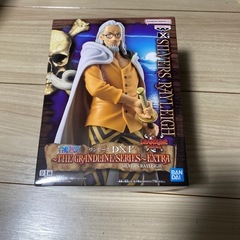 シルバーズレイリーフィギュア