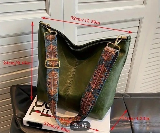 緑色 ショルダーバッグ 合成皮革\n