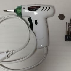 小型の電動ドライバー / Small electric scre...