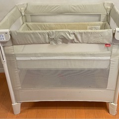 【受け渡し者決定】ベビーベッド　アップリカ　ココネル エアーの画像