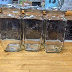 空きビンの画像