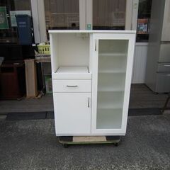 ニトリ　キッチンボード　食器棚