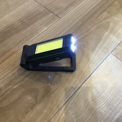 Benature 作業灯 LED ワークライト USB充電式 折り畳み式 懐中電灯 COBライト ハンディライト マグネット付き フック付き 7つの点灯モード 500ルーメン 360°回転 IPX6防水 緊急対応 自動車整備 夜間作業 夜釣り キャンプ用 アウトドア 小型 の画像