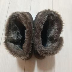 靴　冬 ブーツ　Lサイズ　ブラウン色　ファー付きの画像