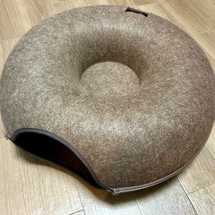 【引取先決定】猫ベッド　ドーナツ型　にゃんドーナツ