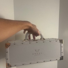 エンジェル シャンパン 箱の画像