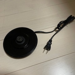 電気ケトルの画像