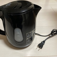 電気ケトルの画像