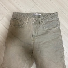 短いズボン(ZARA)