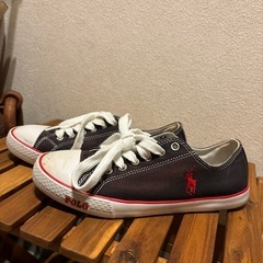 ラルフローレンスニーカーの画像