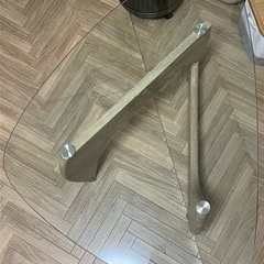 韓国系　ガラス　ローテーブル　売ります