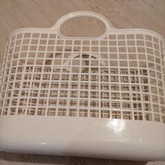 フレディレック(Freddy Leck) ランドリーバスケット スリム ホワイト 20L 軽量 洗濯かご　ランドリーラック の画像
