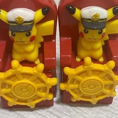 ハッピーセットなどのおもちゃセットの画像