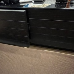 ガラステーブルの画像