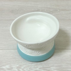 猫用食器　ネコ皿　餌入れ