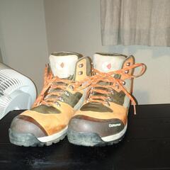 CARAVAN　登山靴　トレッキング