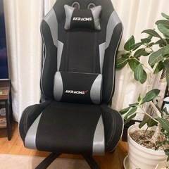 【 AKRACING (定価4.9万) 】エーケーレーシング ゲーミングチェア