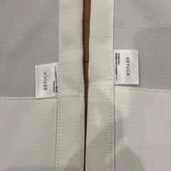 KEYUKA 小窓 遮光カーテン2枚（87×65.5センチ）の画像