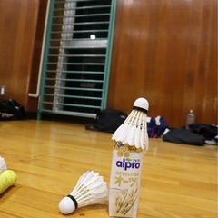 バドミントンサークル紹介求む！