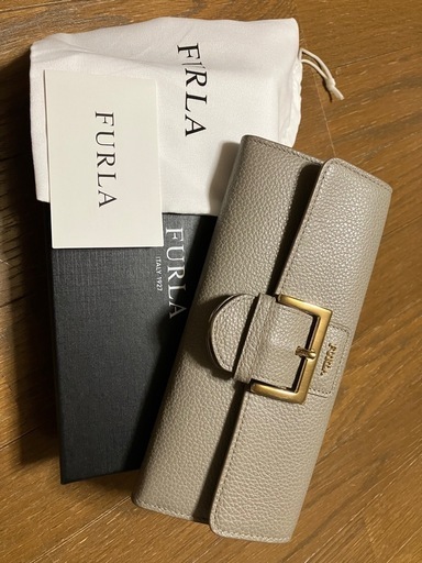フルラ　長財布