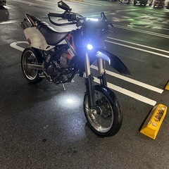 Dトラッカー250