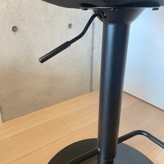 カウンターチェアーの画像