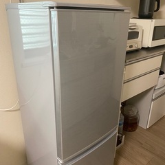 【値下げ】 冷蔵庫　シャープ　どっちもドアの画像