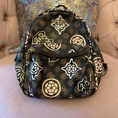 未使用に近い　guessミニリュック　最終値下