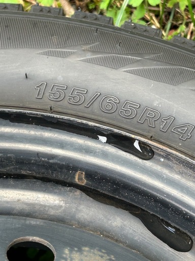 美品　155/65R14  冬用スタッドレスタイヤ